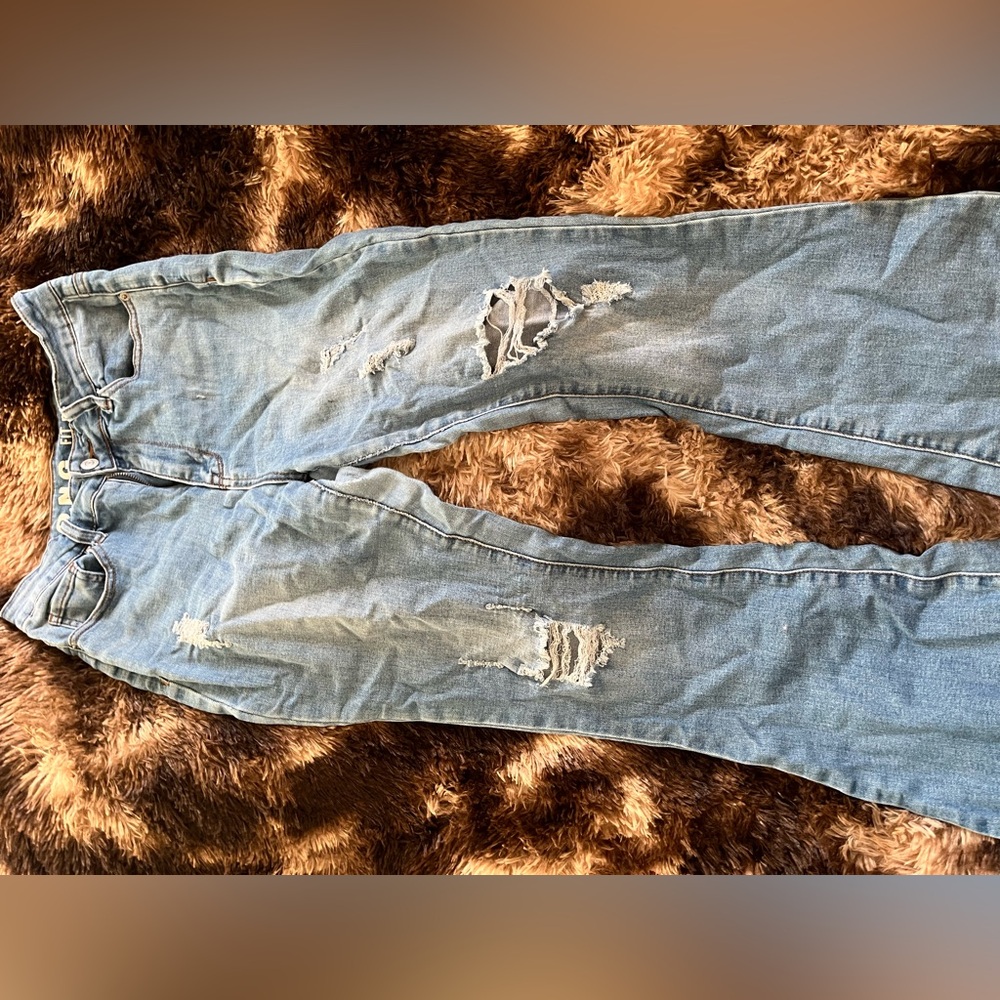 Women’s Light Blue Distressed Skinny Jeans